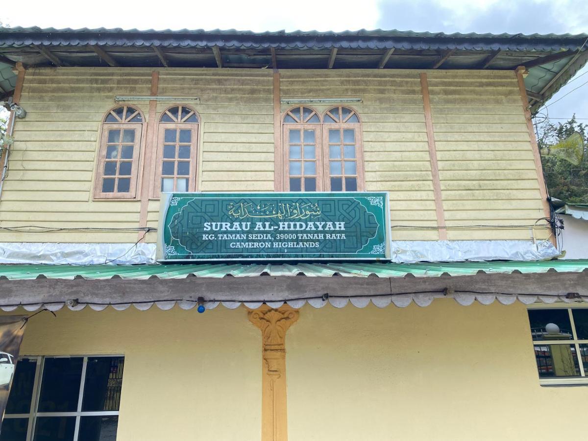 Aiza Homestay Opposite Abang Strawberry Taman Sedia Tanah Rata Buitenkant foto