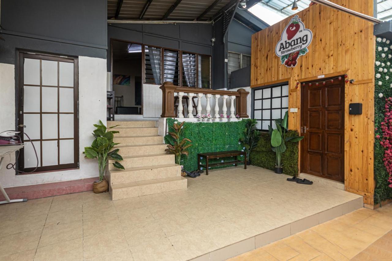 Aiza Homestay Opposite Abang Strawberry Taman Sedia Tanah Rata Buitenkant foto