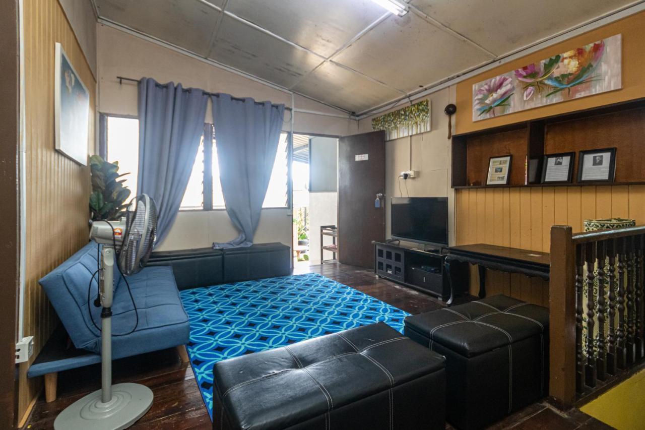 Aiza Homestay Opposite Abang Strawberry Taman Sedia Tanah Rata Buitenkant foto